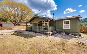 Lovely Ruidoso Cabin With Deck - 14 Mi To Ski Apache